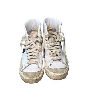 Nike High Tops Blazers White Dirty Lifting Sneakers